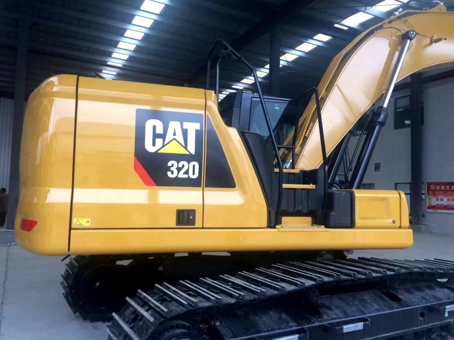 新一代cat03(卡特)320挖掘机上市,技术培训火热展开
